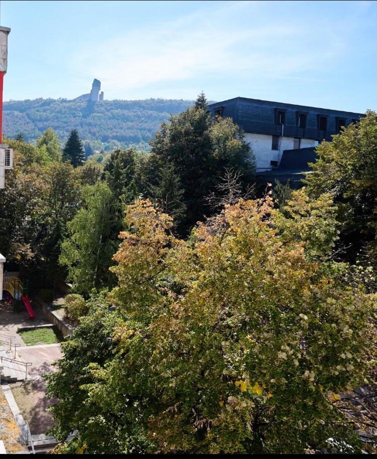 Center Apartment Shumen Exterior photo